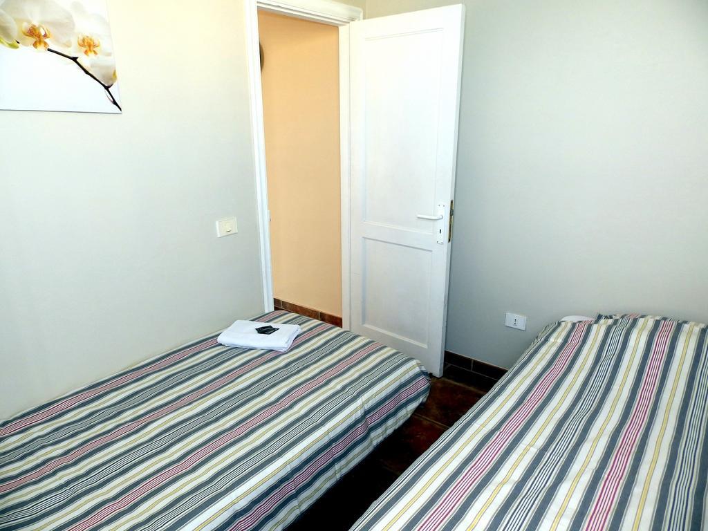 Apartamentos Medano - Atico Playa El Medano  Phòng bức ảnh